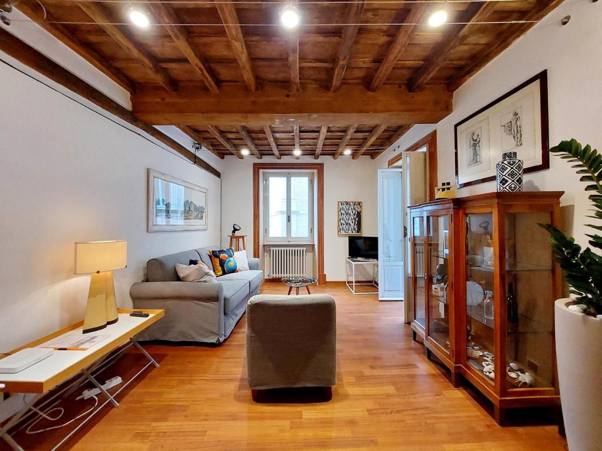 Appartamento Ych-Farnese Charme Roma Esterno foto