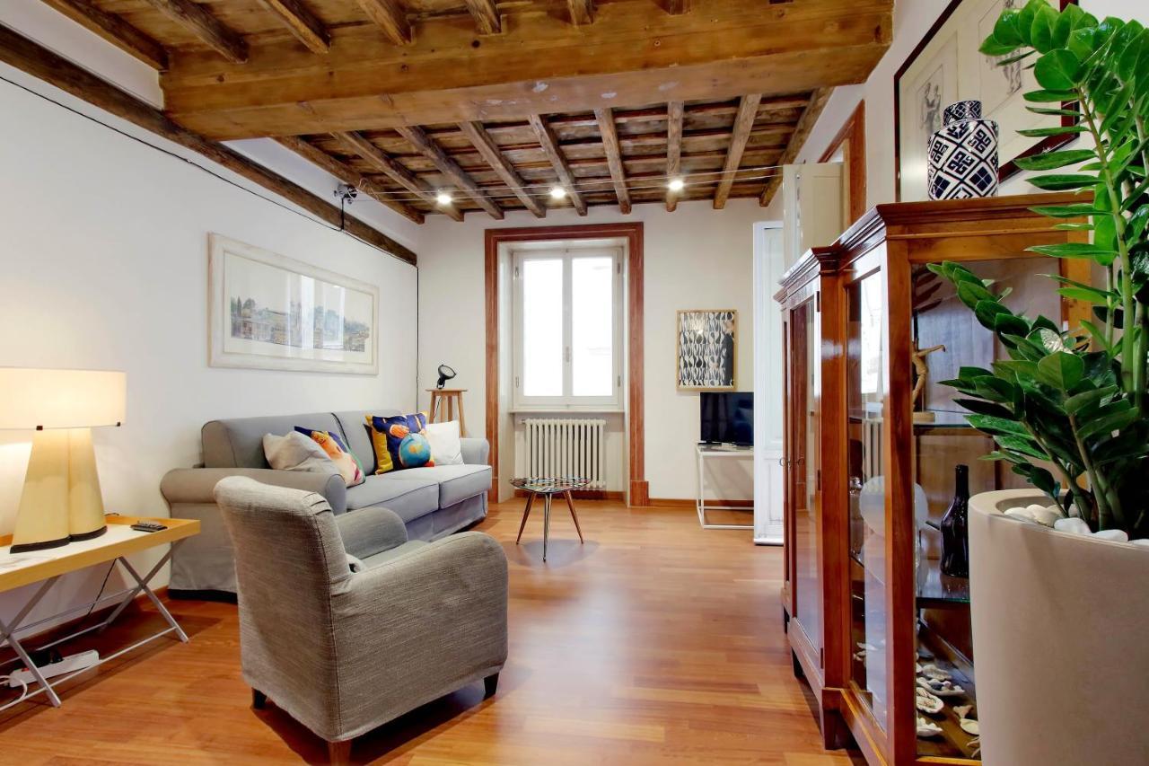 Appartamento Ych-Farnese Charme Roma Esterno foto