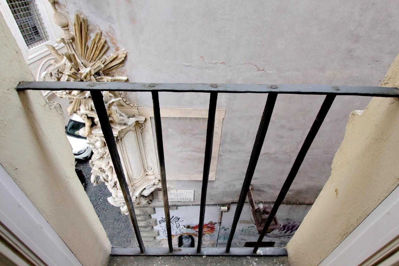Appartamento Ych-Farnese Charme Roma Esterno foto